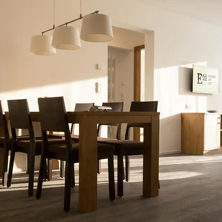 Apartment Boardinghouse E68 *