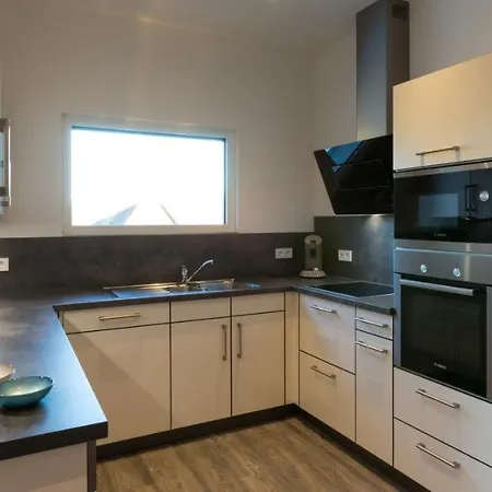Boardinghouse E68 Apartment *